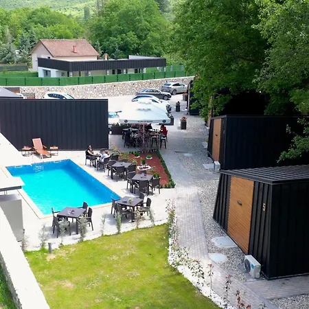 Orman Evi Blisku Do Gradot - Riverfront Luxury *
