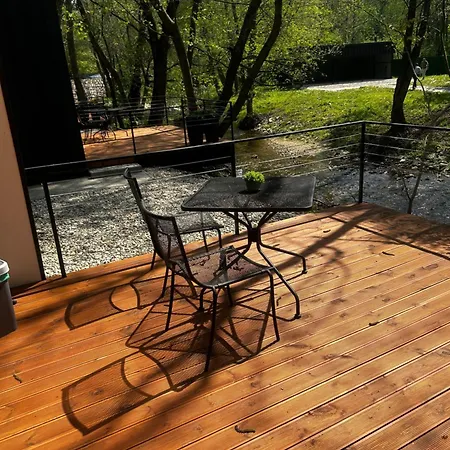 Orman Evi Blisku Do Gradot - Riverfront Luxury *
