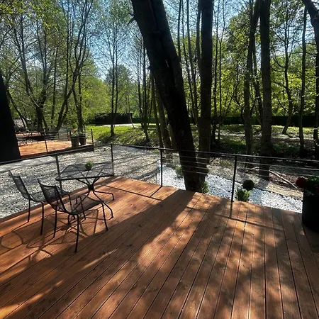 Jaktstuga Blisku Do Gradot - Riverfront Luxury